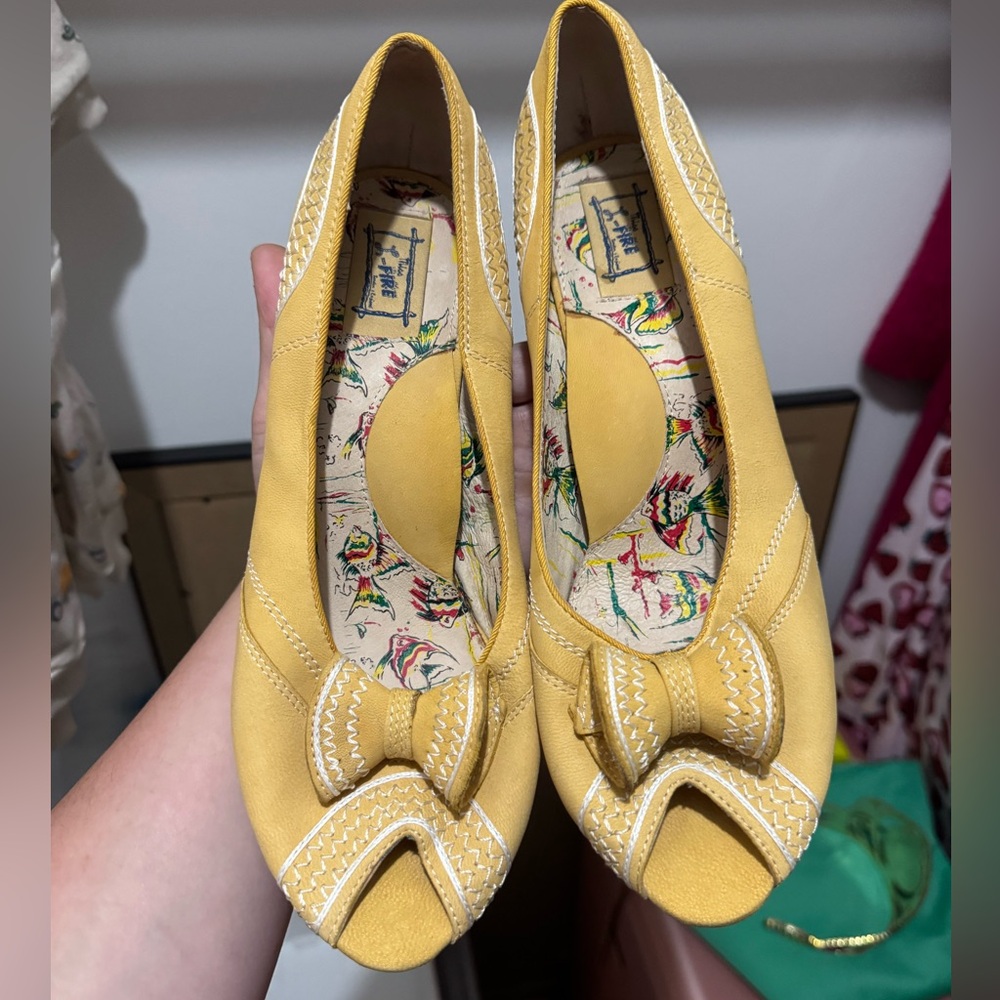 Yellow Peep-Toe Bow Heels by Miss L-Fire